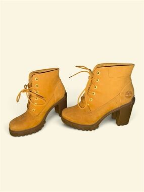 Timberland Chunky Heeled Boot